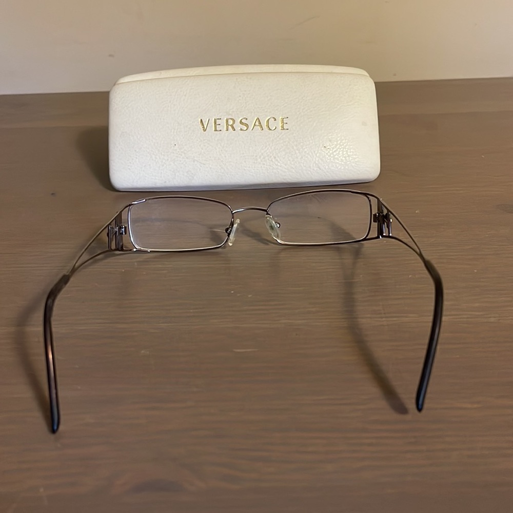 Versace “Mod” Vintage Eyeglasses with Hard Case - Picture 14 of 14